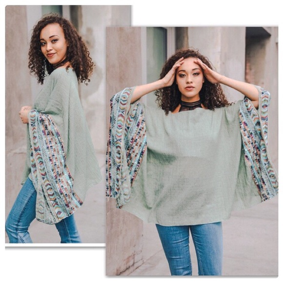 Cheyenne Tribal Woven Poncho Kimono - Picture 7 of 7